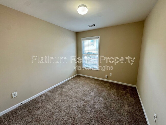 Building Photo - 3135 Millington Pl