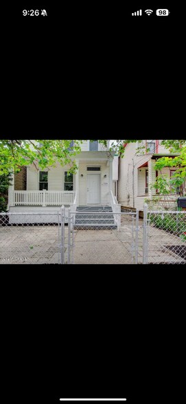 Building Photo - 1709 48th St