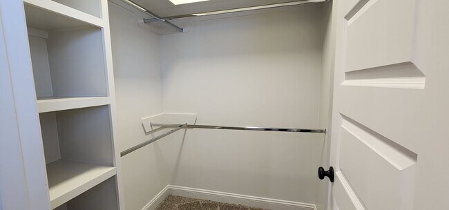 Building Photo - Elegant 4-Bedroom Valdosta Home with Vaulted Ceilings, Pool, and Outdoor Living