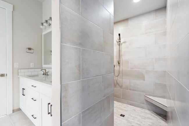 Building Photo - 10692 W Bell Fountain Dr