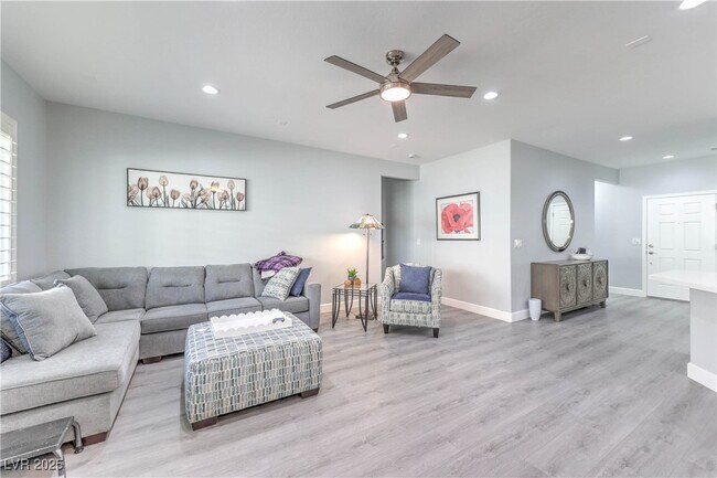 Building Photo - 2538 Venus Star St