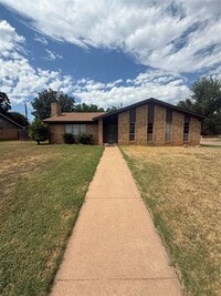 Building Photo - 4702 Bob O Link Dr