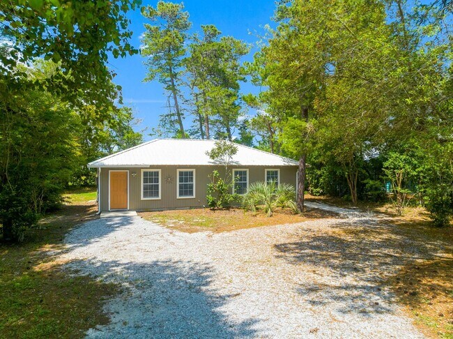 Building Photo - 133 Sunrise Cir