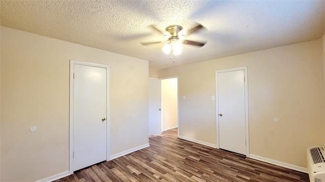 Building Photo - 202 Park Cir