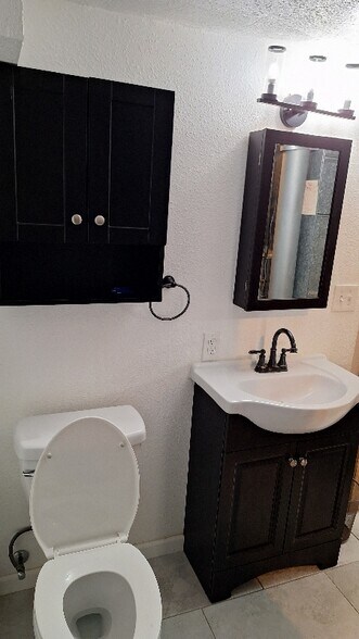 Building Photo - 13005 E Elk Pl