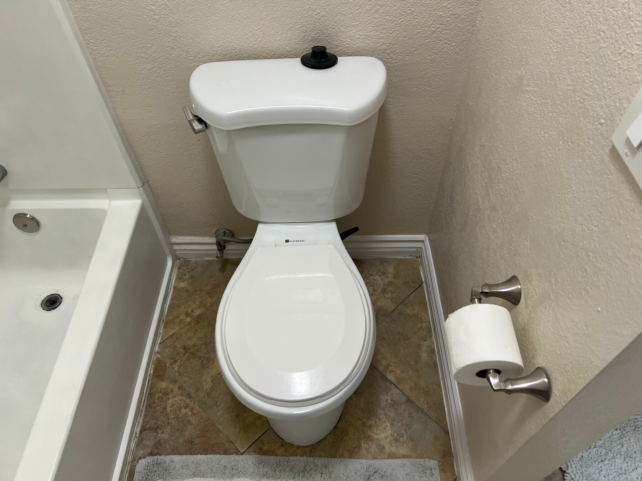 Building Photo - 8889 Caminito Plz