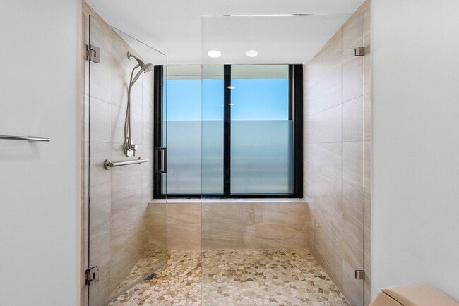 Building Photo - 1500 S Ocean Blvd