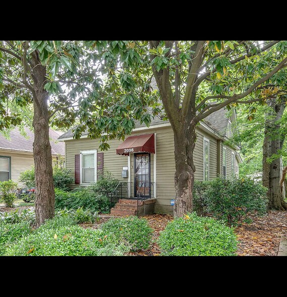 Building Photo - 2098 Court Ave