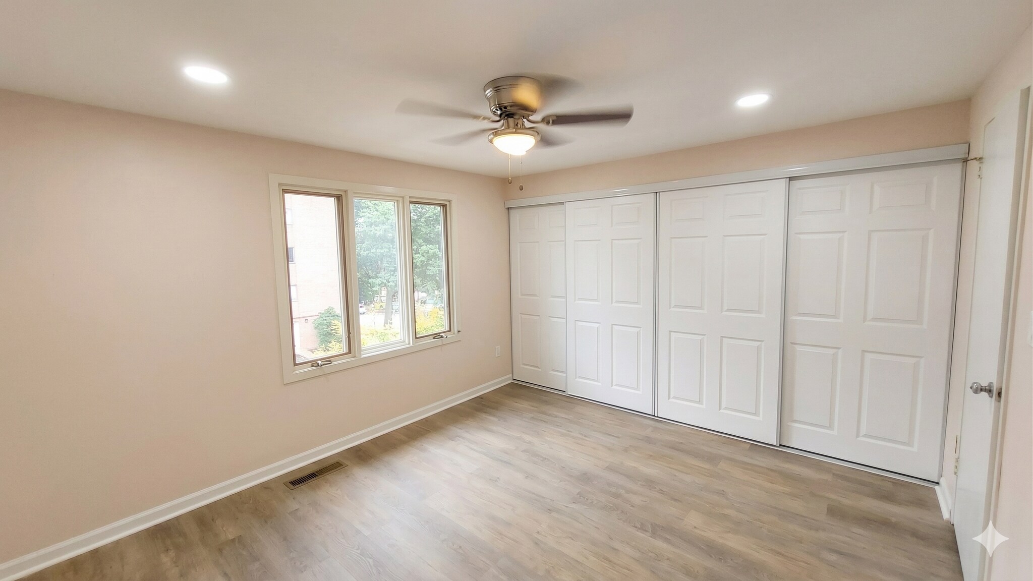 Building Photo - 971 S Taylor St