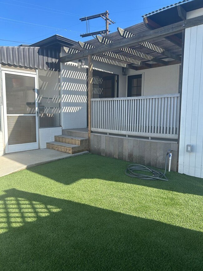 Building Photo - Stunning 3BD/2BA Corner-Lot Home w/ Relaxing Views – Only $4,495 – Mission Heights