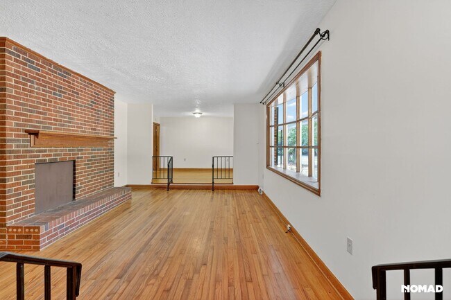 Building Photo - Peaceful 3BR Rancher Retreat on Wooded Lot