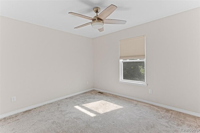 Building Photo - 2951 Andlaur Dr