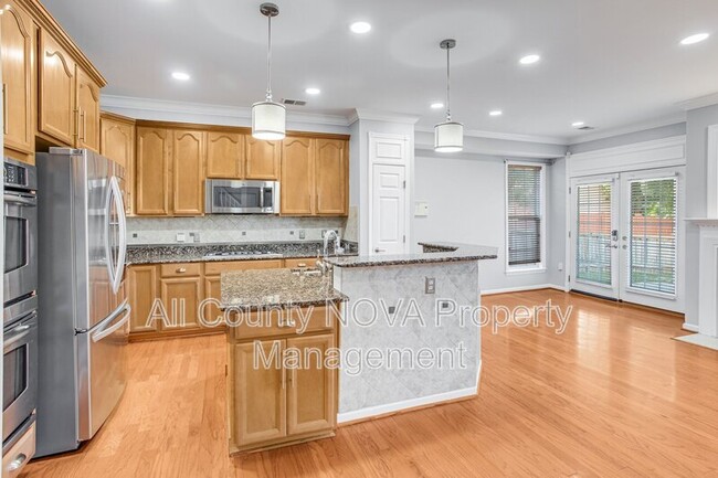 Building Photo - 2729 Celestial Dr