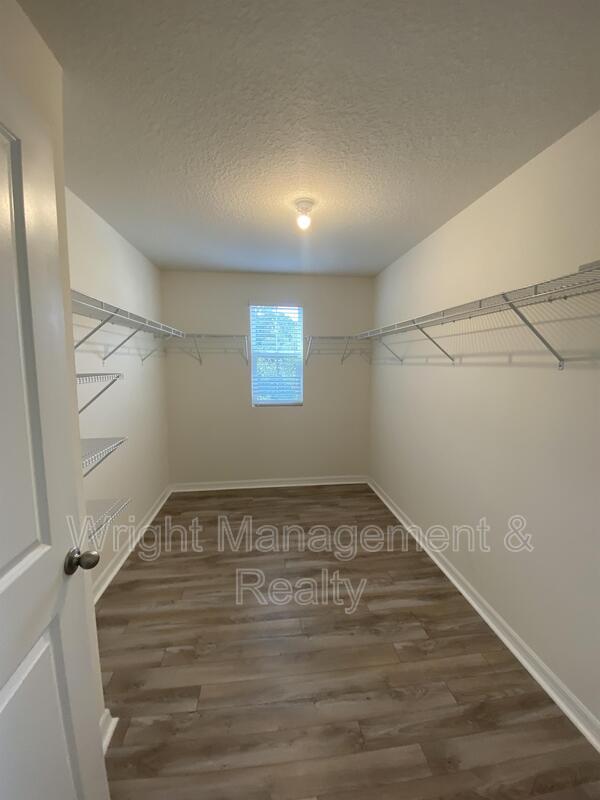 Building Photo - 8143 59th Way