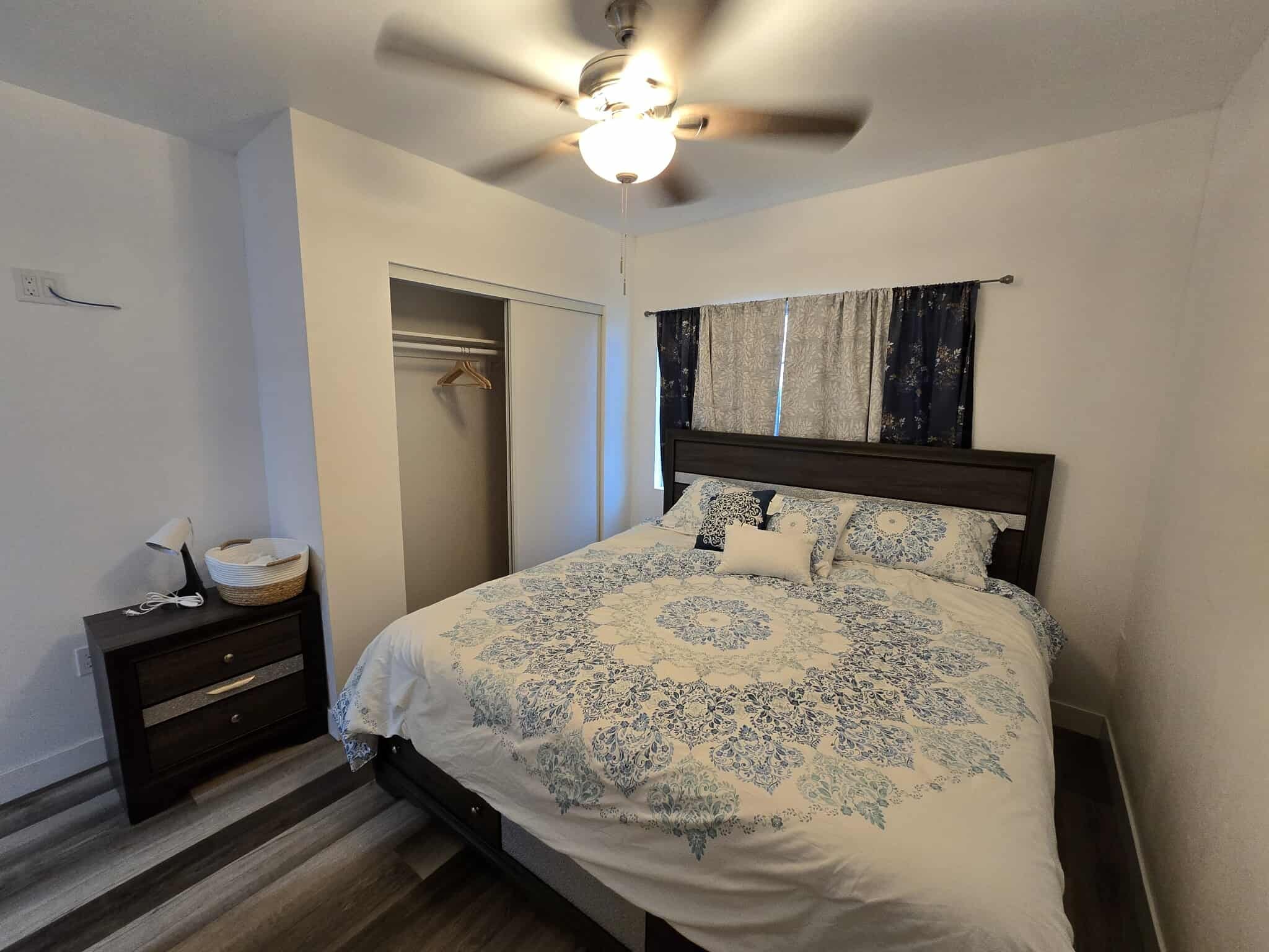 Building Photo - 534 R Ave