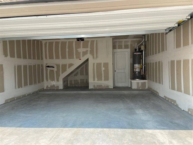 Building Photo - 17200 Crane Fly Dr