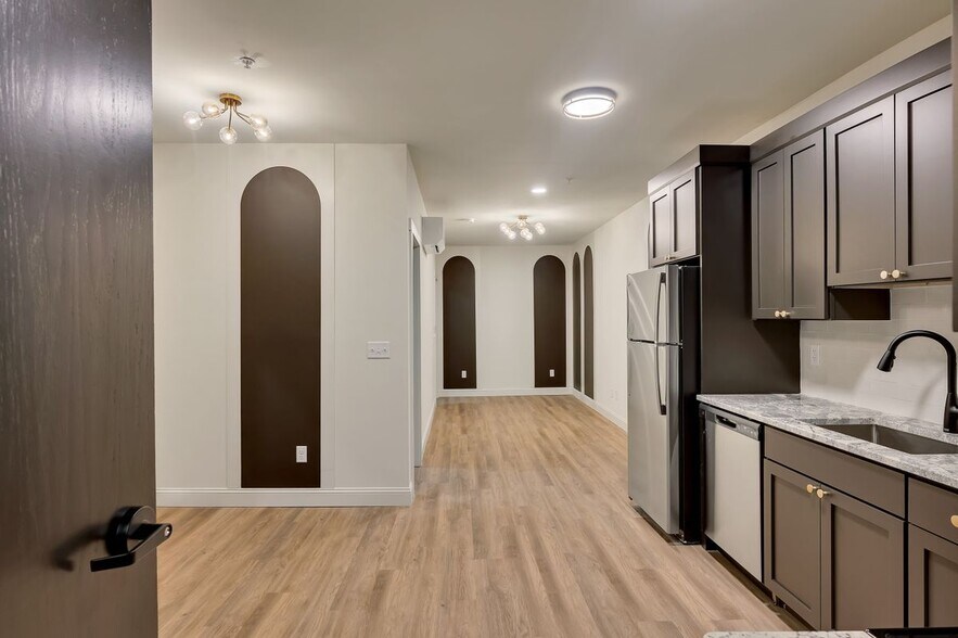 Building Photo - 36 Pawling Ave