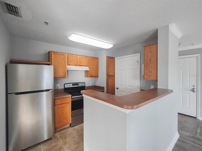 Building Photo - 3700 Castle Pines Ln