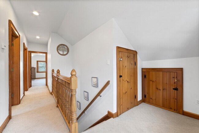 Building Photo - 101 W Plain St