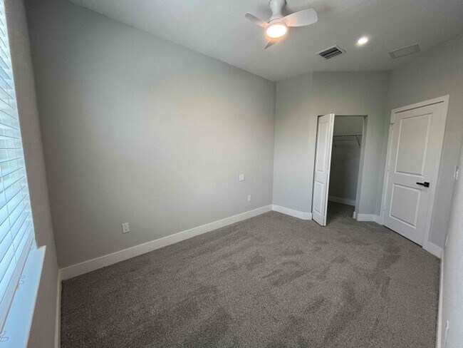 Building Photo - 3107 Duke Rd