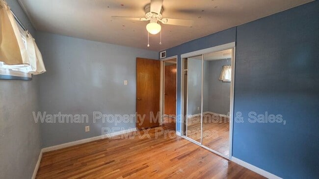 Building Photo - 2524 N Farragut Ave