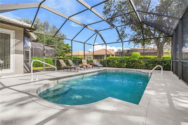 Building Photo - 13060 Sail Away St