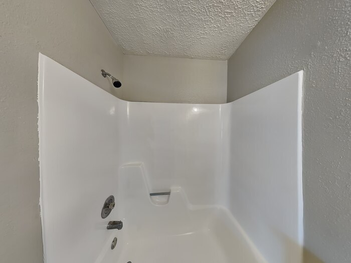 Building Photo - 9326 Golden Sunshine Dr