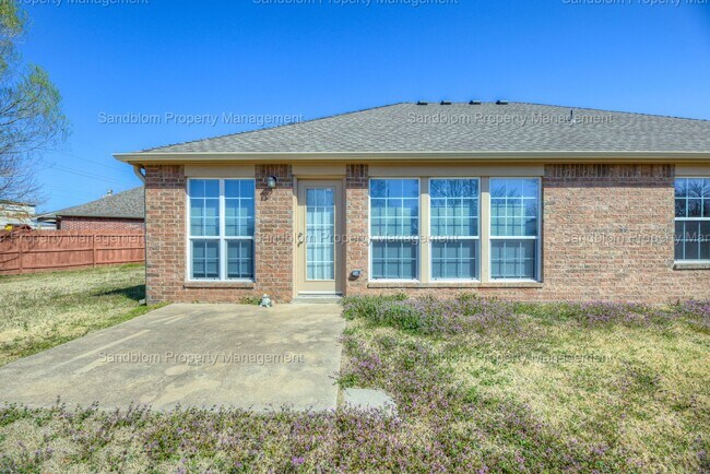 Building Photo - FOR LEASE | Jenks | $2200 Rent