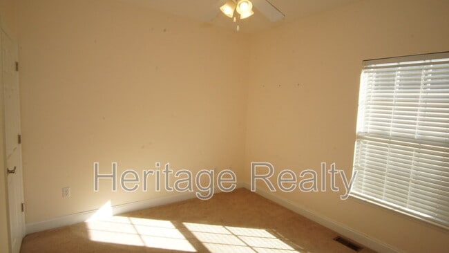 Building Photo - 3006 Franklin Ave