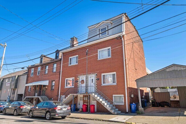 Building Photo - 43-45-45 S 13th St