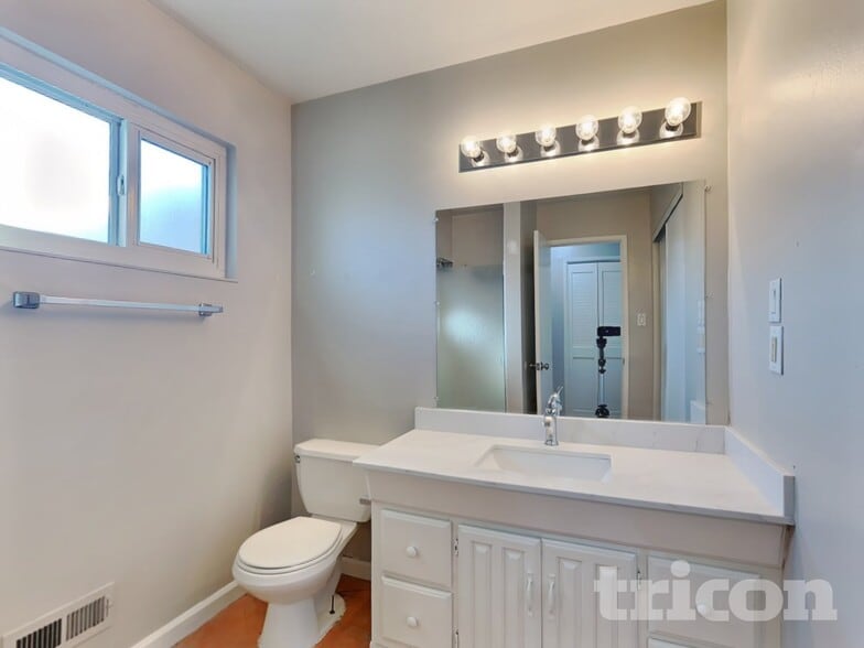 Building Photo - 2920 Palo Verde Way