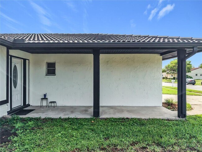 Building Photo - 5501 Memorial Dr
