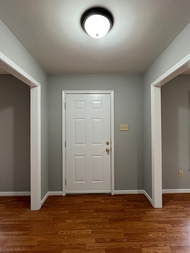 Building Photo - Two-Story Colonial in Henrico