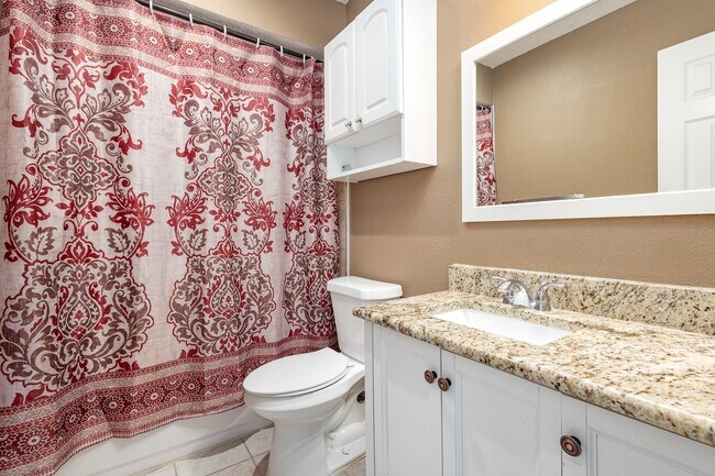 Building Photo - 4665 Country Creek Dr