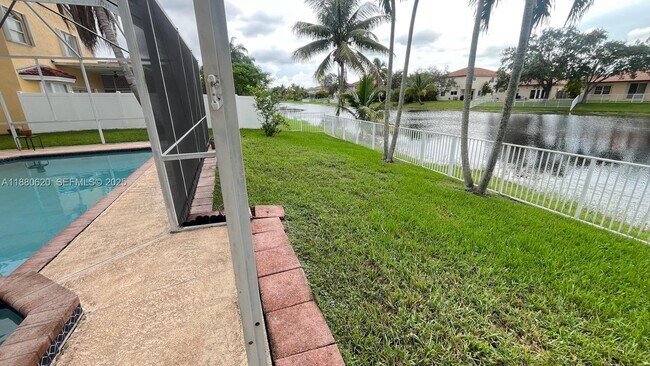 Building Photo - 1376 NW 192nd Ave