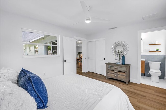 Building Photo - 6161 35th Ave N