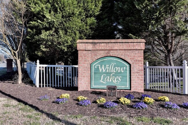 Building Photo - Peaceful Retreat in Willow Lakes