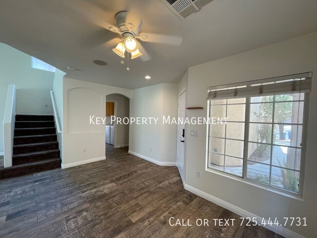 Building Photo - Summerlin Gated 3 Bedroom Home with Pool