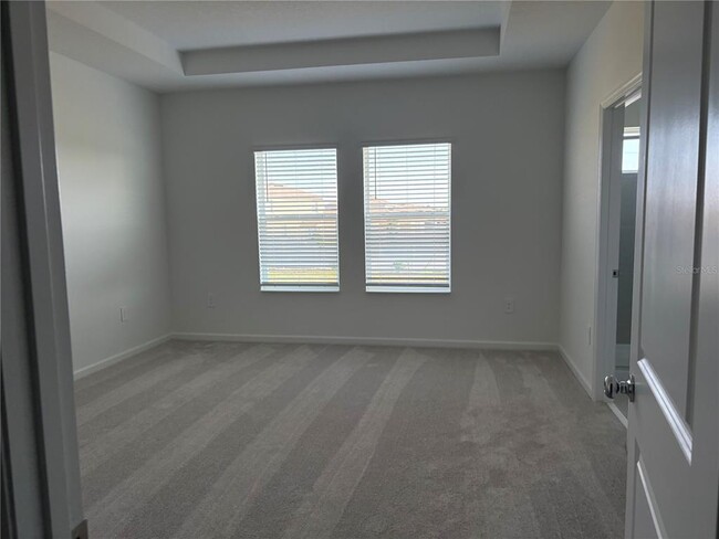Building Photo - 2951 Savoir