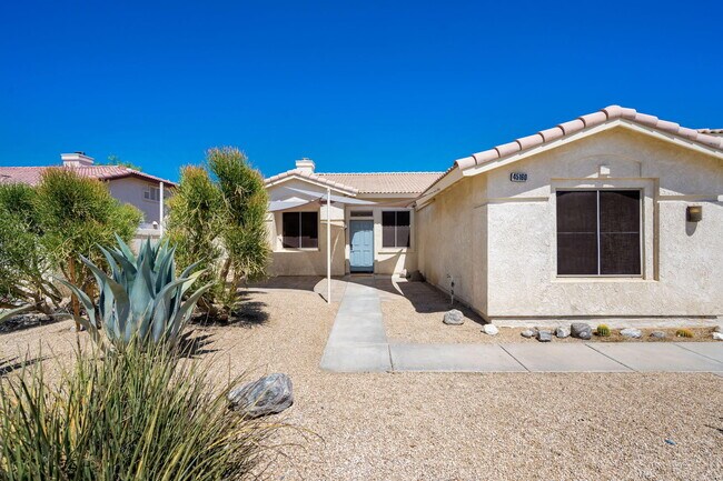 Building Photo - 45160 Debbie Dr