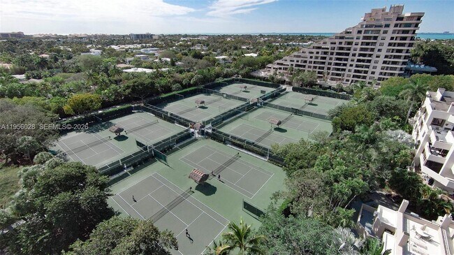 Building Photo - 251 Crandon Blvd