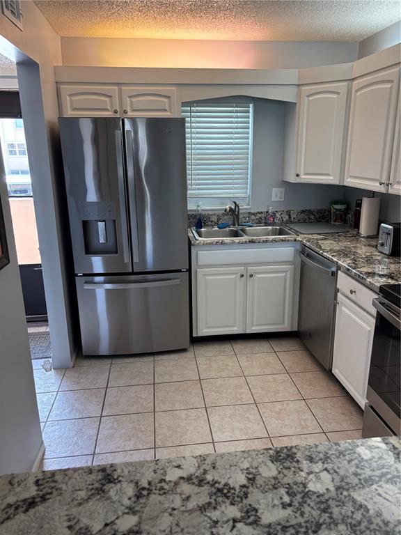 Building Photo - 7540 Bay Island Dr S