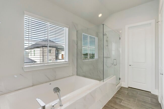 Building Photo - 2727 Dolce Oaks Dr