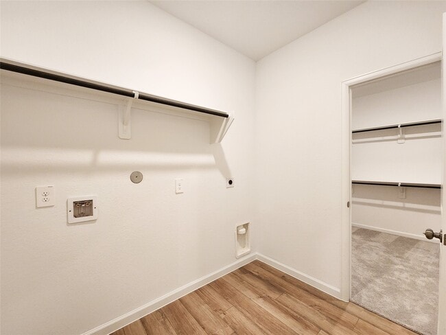 Building Photo - 15552 Leopard Lily Ln