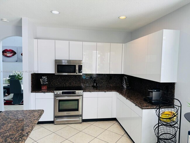 Building Photo - 16285 SW 44th St