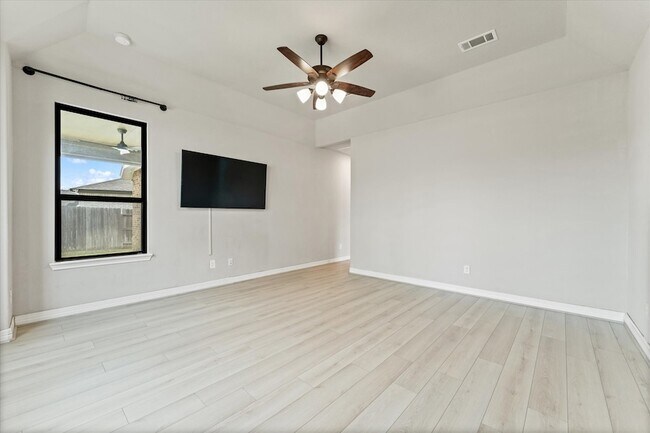 Building Photo - 32067 August Woods Wy