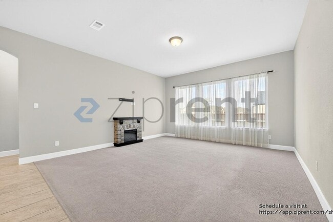 Building Photo - 2900 Blf Crk Dr