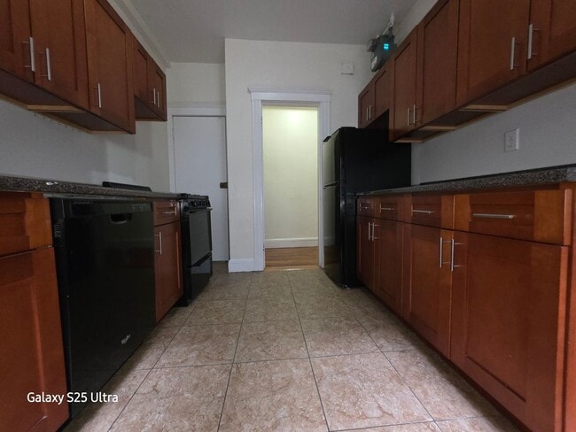 Building Photo - Central Brighton Location. Steps from the T Stop. Heat Hot Water Included. Elevator, Laundry on a...
