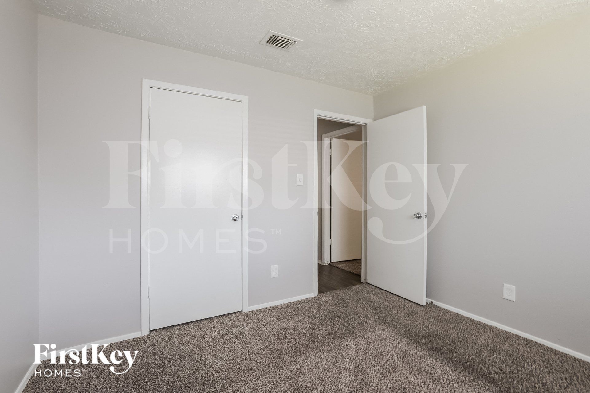 Building Photo - 22403 Ivygate Dr