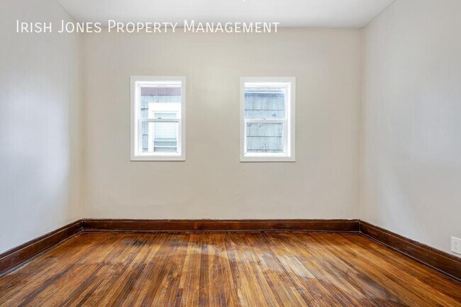 Building Photo - 41 Parkview Ave